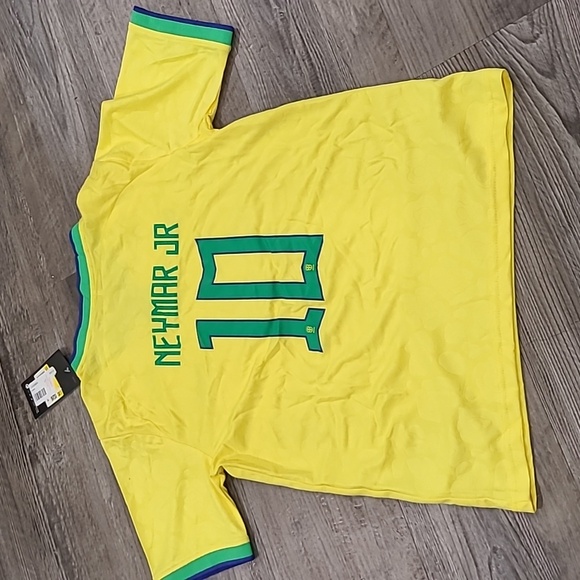 Nike Brazil Neymar Jr. #10 Jersey Set Size 11/12 - Picture 4 of 8
